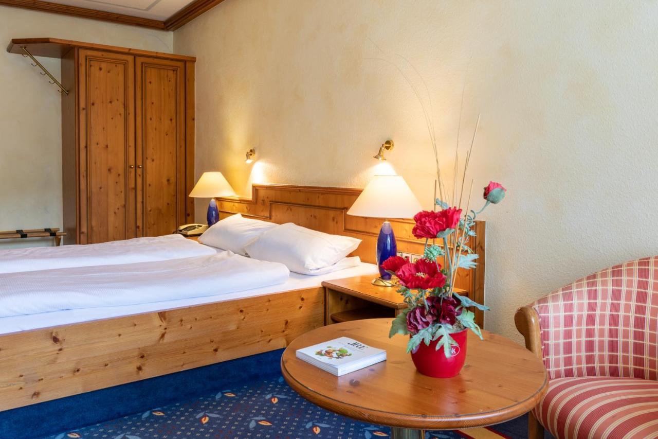 Sackmann Wanderhotel 바이에르스브론 외부 사진